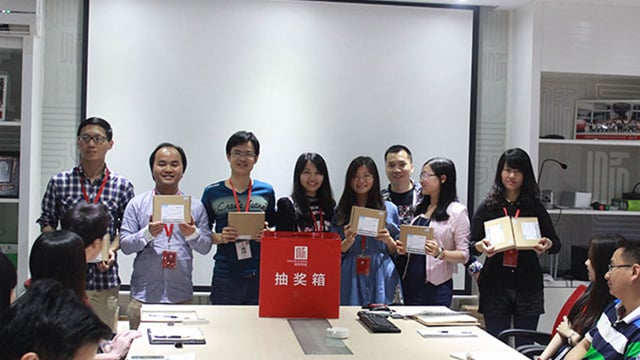 人生就是博官网2015年4月月度大会欢乐多 